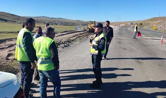 Jandarmadan karayolları personeline trafik eğitimi