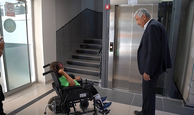 Kahta Belediyesi’nden engelli ve yaşlı vatandaşlara erişim kolaylığı