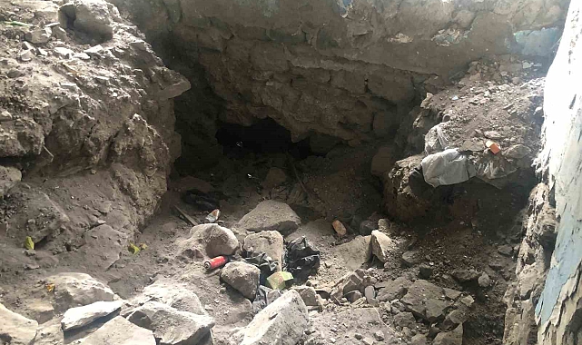 Kars'ta Tarihi Ahmet Tevfik Paşa Konağı yıkılıyor