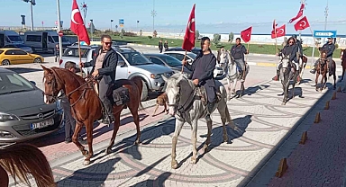 Kurtuluş Savaşı’nın simgesi İstiklal Yolu’nda anlamlı sürüş