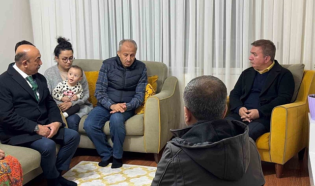 Erzincan Valisi Hamza Aydoğdu, vefat eden Güneş'in ailesine taziyede bulundu