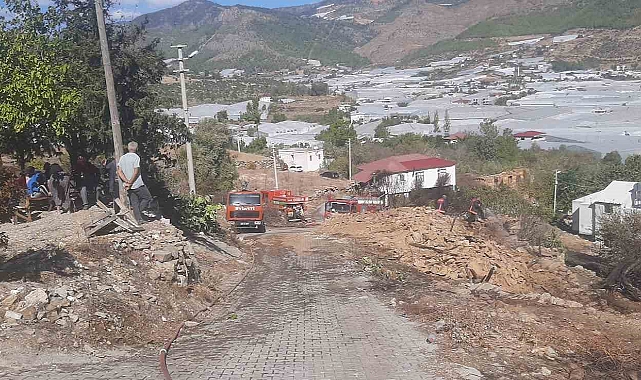 Mersin’de zeytinlik alanda yangın