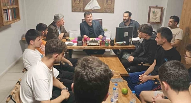 Milletvekili Öztürk, üniversite öğrencileri ile buluştu