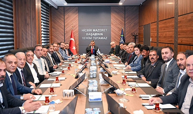 Muhtarlarla elektrik zirvesi