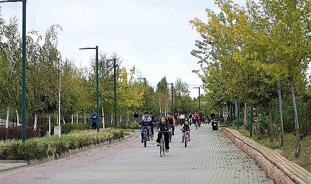 Muş'ta Çocuklar için teknolojiye karşı yöresel oyunlar etkinliği düzenlendi