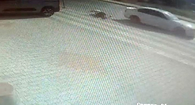 Otomobilin çarptığı yaya yaralandı