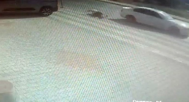 Otomobilin çarptığı yaya yaralandı