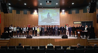 Şiirlerini ’Filistin’ için kitaplaştırdılar