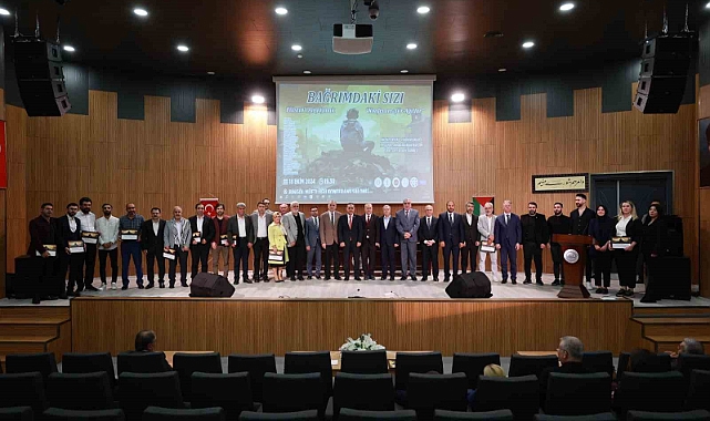Şiirlerini ’Filistin’ için kitaplaştırdılar