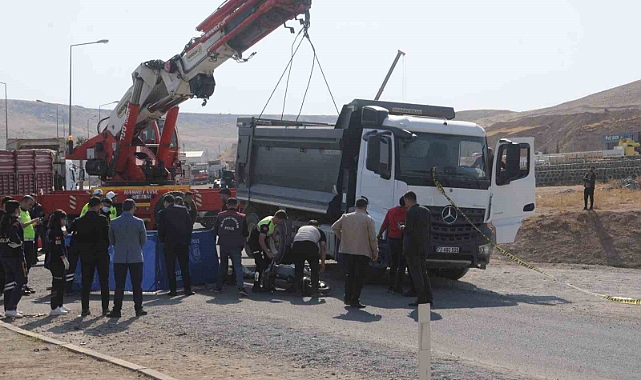 Şırnak’ta kamyon ile motosiklet çarpıştı: 1 ölü