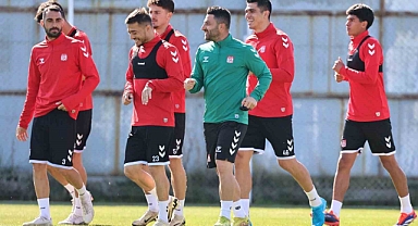 Sivasspor, Çaykur Rizespor maçına yoğun tempoda çalışıyor