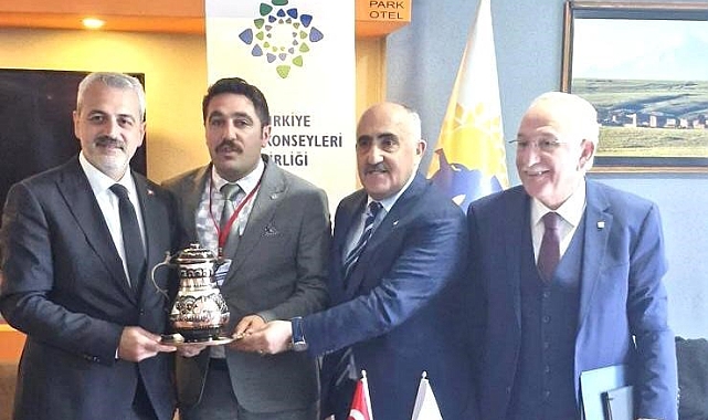 Tanfer: "Kent konseyleri şehirlerin gelişmesine katkı sunuyor"
