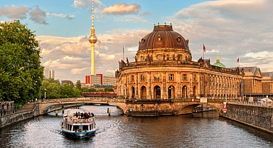 Tarih ve Sanat Tutkunlarının Gözdesi: Berlin Müzeler Adası