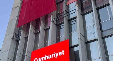Türk Dil Kurumu ekranında “Cumhuriyet Bayramı” kutlaması