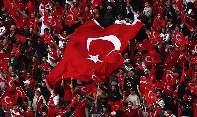 Türkiye Karadağ maçı şifresiz mi, hangi kanalda?
