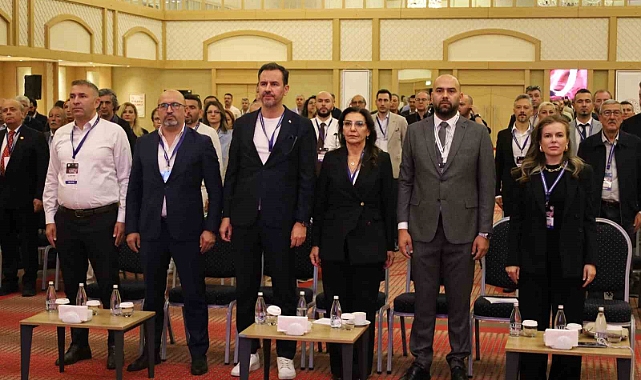 Türkiye Satranç Federasyonu’nda başkanlığa Fethi Apaydın seçildi