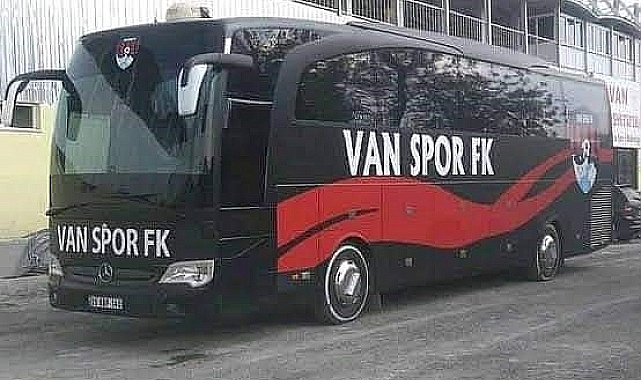 Van Büyükşehir Belediyesi Vanspor'a verilen desteği kestiğini duyurdu.