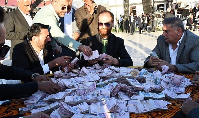Van'da aşiret düğününde geline 4 kilo altın, damada 10 milyon TL takıldı