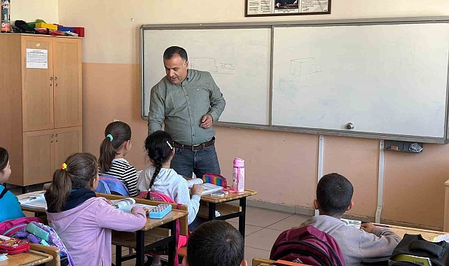 Yusuf öğretmen aldığı 'Heimlich' eğitimi ile öğrencisini ölümden kurtardı