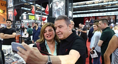 14. Antalya Kitap Fuarı’na ziyaretçi akını