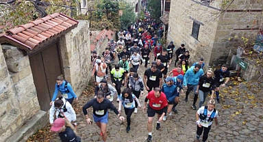 17 ülkeden bin 700 sporcu Kazdağları’nda koşuyor