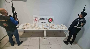 50 kilogram metamfetamin ele geçirildi Sınır kapısında