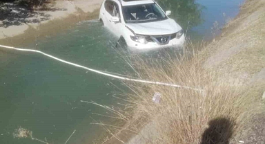 Adana’da cip sulama kanalına düştü