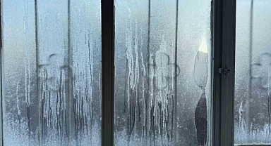 Ağrı’da buz sarkıtları