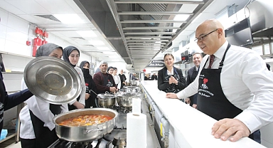 Ağrı'da "Yöresel Lezzetler Aileler Yarışıyor Etkinliği" düzenlendi (Videolu Haber)