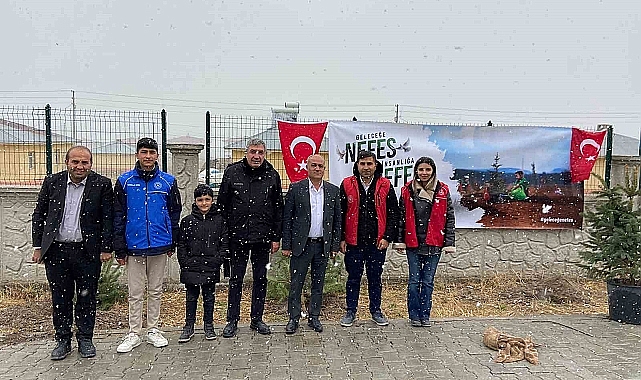 Ağrı'nın Diyadin ilçesin de fidanlar toprakla buluştu