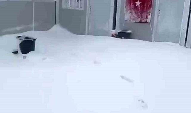 Ağrı’nın yüksek kesimleri beyaza büründü