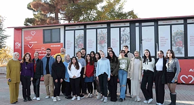 Akbank Güzel Yarınlar Hareketi, deprem bölgesinde üniversitelilere destek olmaya devam ediyor