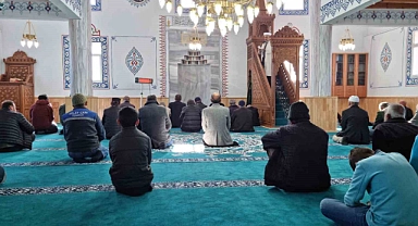 Akkoyunlu Kutlubey Camii onarılarak ibadete açıldı