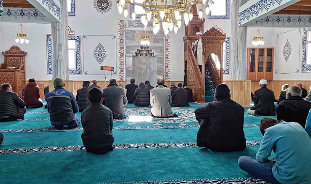 Akkoyunlu Kutlubey Camii onarılarak ibadete açıldı