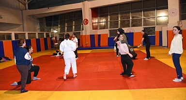 Balıkesir’de kadınlar, judo eğitimlerine başladı