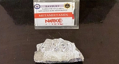 Bayburt’ta bir miktar metamfetamin ele geçirildi