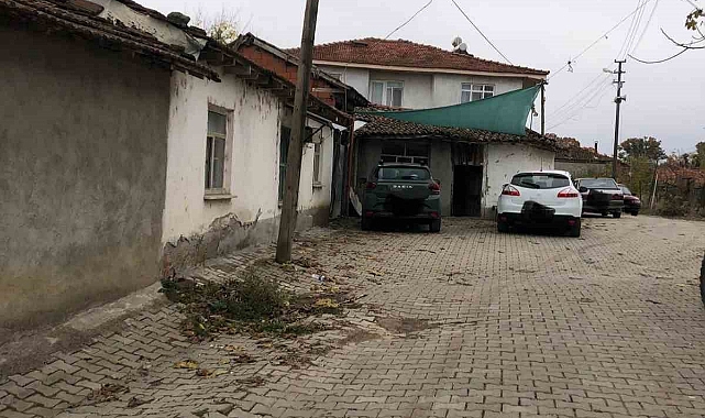 Biga’da kardeş kavgası cinayetle bitti: Abisini boğarak öldürdü