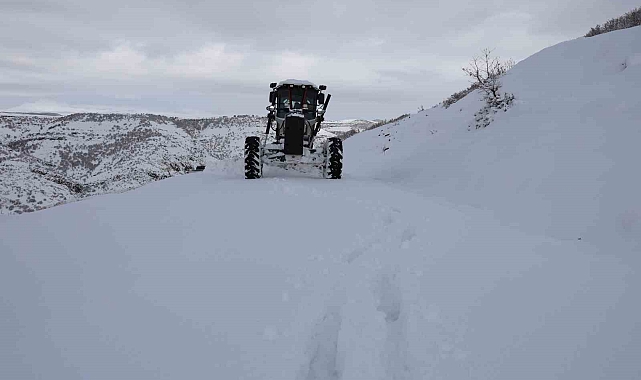 Bu ilde kar nedeni ile 88 köy yolu ulaşıma kapandı
