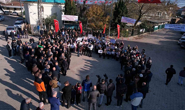 Bursa’da köylülerden çöplük eylemi