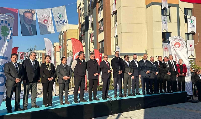 Ceyhan’da 668 depremzede yeni konutlarına kavuştu