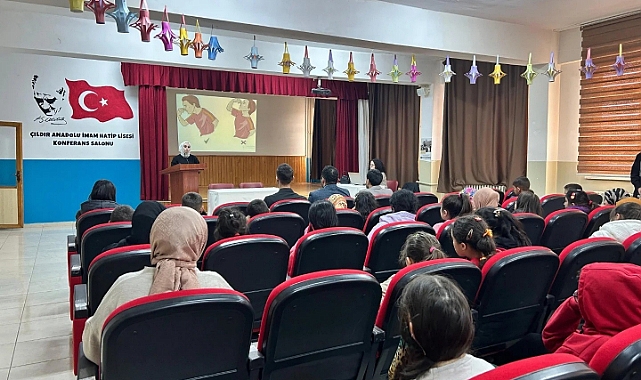 Çıldır Devlet Hastanesi’nden öğrencilere sağlık eğitimi