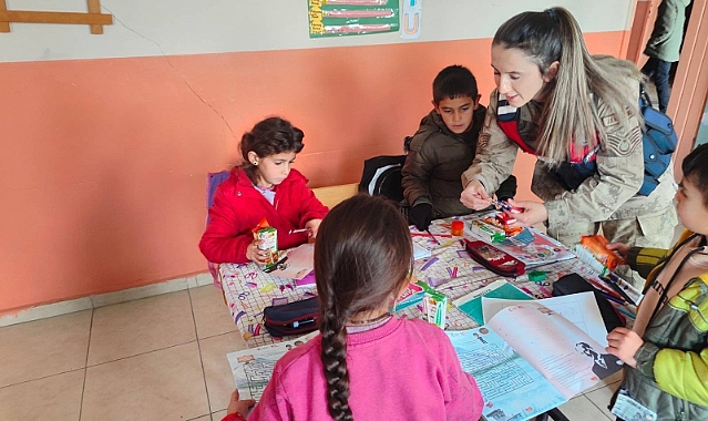 Diyadin köy okullarında KADES hakkında eğitim verildi