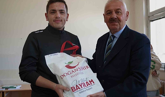 Doğanşehir Belediyesi'nden öğrencilere sınav desteği