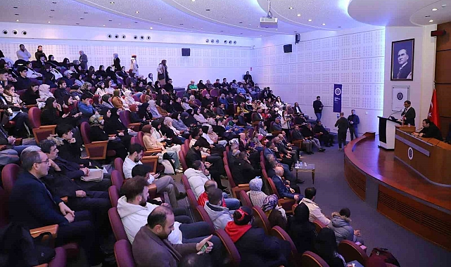 Ebubekir Efendi'nin Erzurum'dan Afrika'ya uzanan yolculuğu Atatürk Üniversitesinde anlatıldı