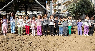 Efeler’in çocukları üreterek büyüyor