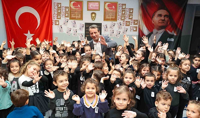 Efelerin minik öğrencileri Atatürk’ü andı
