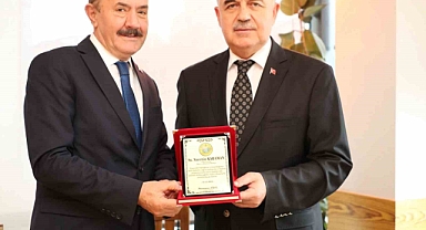 ‘Efsane Özel kalem Müdürü’ emekli oldu