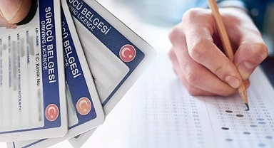 Ehliyet sınavında kopya düzeneği ile yakalandı