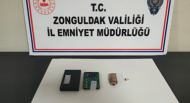 Ehliyet sınavında kurdukları düzenek "pes" dedirtti