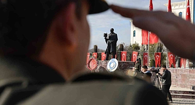Elazığ’da Atatürk, düzenlenen törenle anıldı